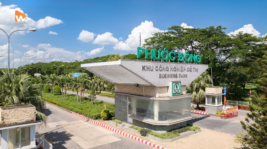 Chụp ảnh khu công nghiệp Phước Đông, cổng chào chính khu công nghiệp đô thị Business Park
